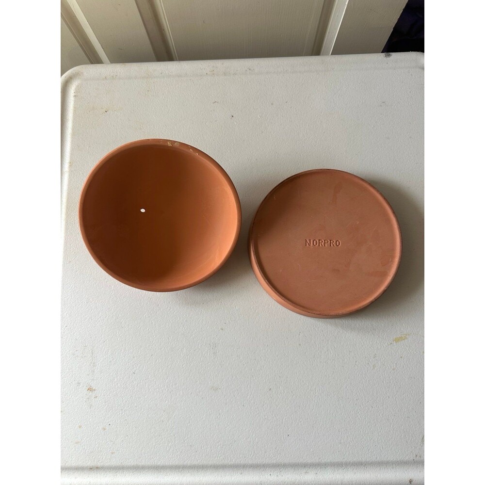 Vintage Norpro 2 Piece Terracotta Garlic Roaster Tortilla Warmer Food Steamer - Picture 3 of 3